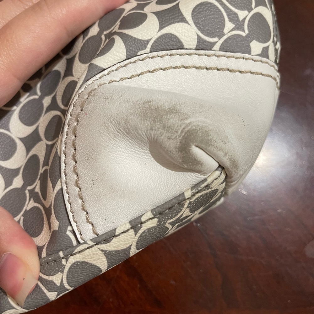 Coach Purse - Picture 5 of 9